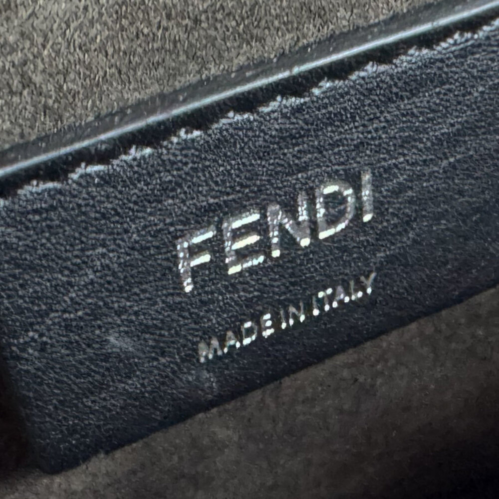 FENDI Red Shoulder Bag - Picture 11 of 12